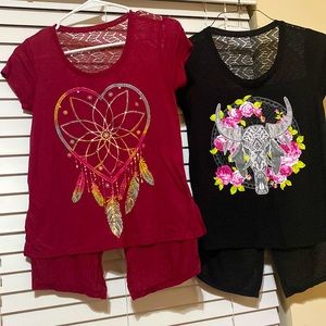 No Boundaries Tops. Fairly Used. Size: Small